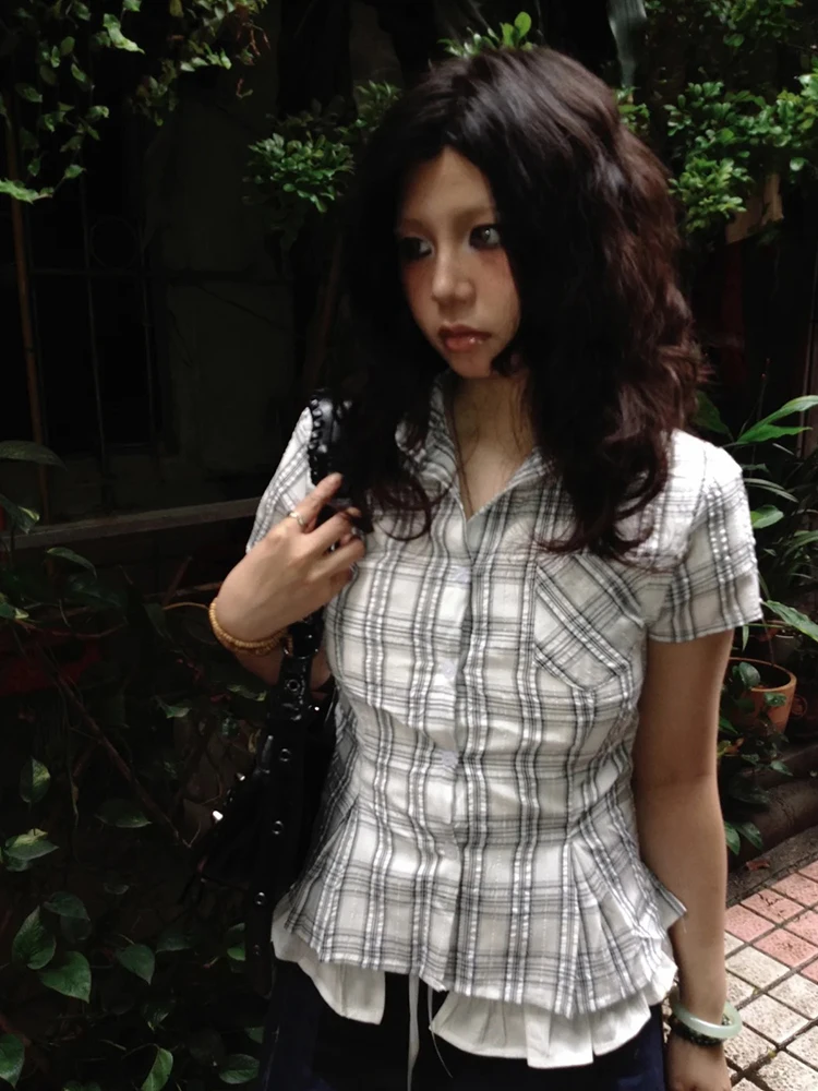 Genayooa Y2k Japanese Shirt Women Slim Short Sleeve Plaid Tee Tops American Retro Vintage Blouse And Shirt Streetwear Casual Top