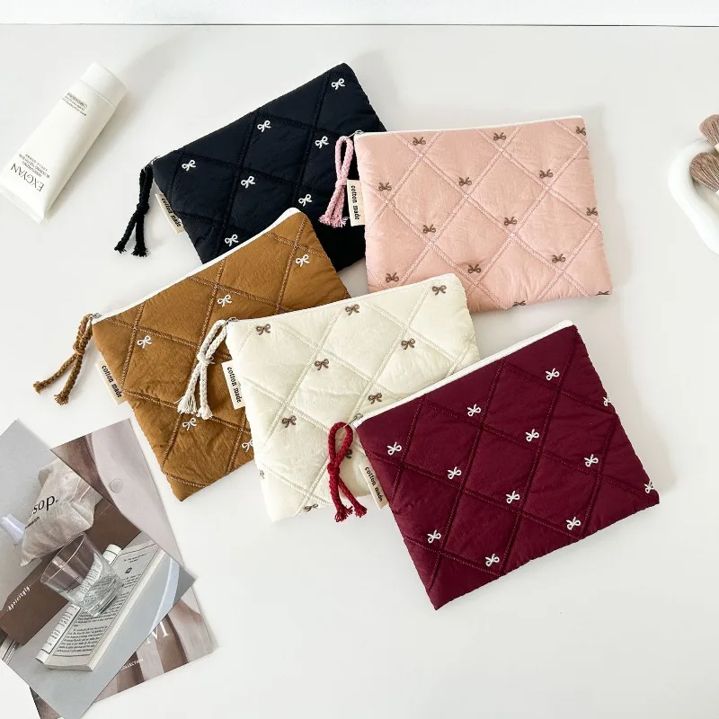 Quilted embroidered bow cosmetic bag, portable coin purse, stationery bag, large capacity, multifunctional pen bag