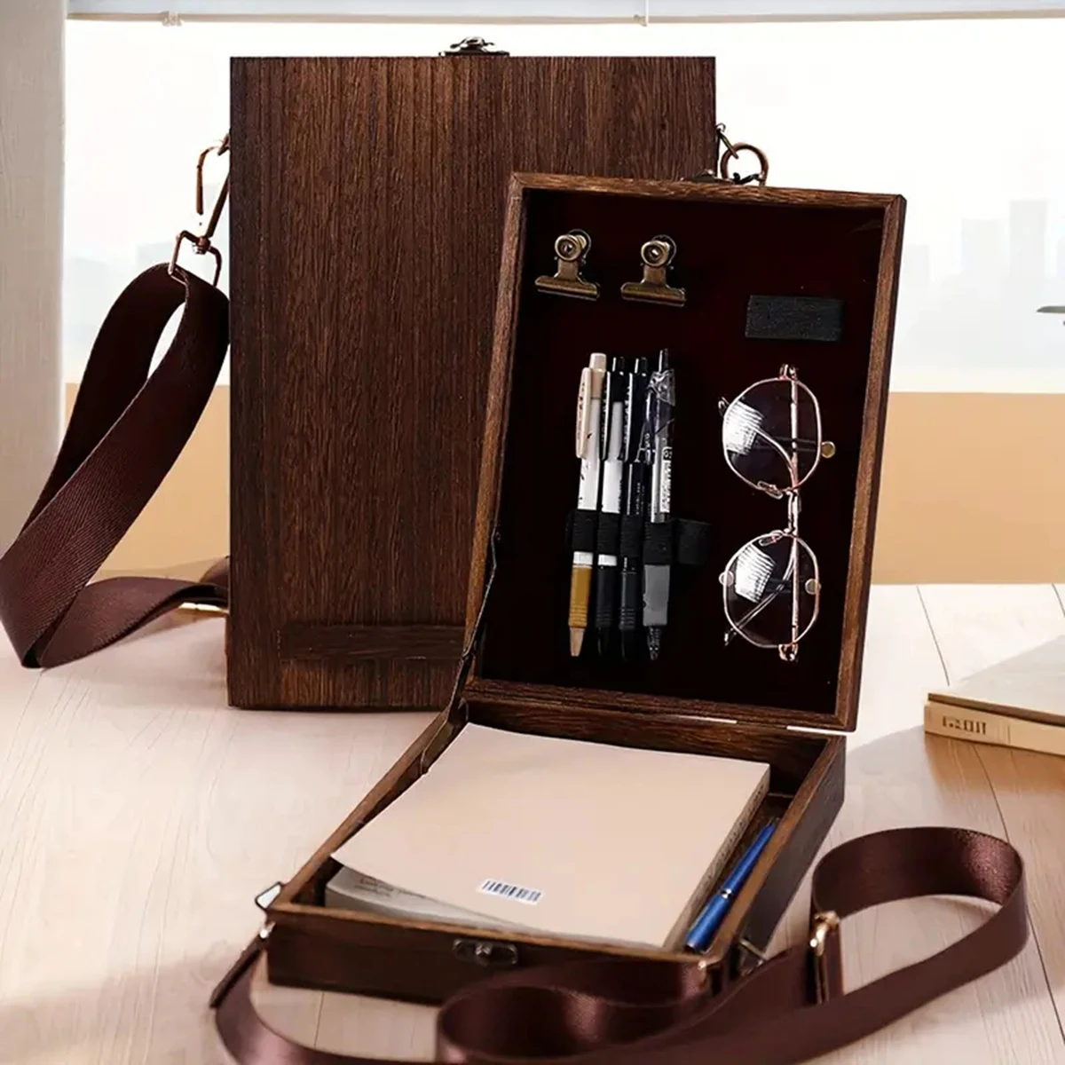 1pc Portable Wooden Sketch Box with Lid - Nostalgic Design for Outdoor Sketching and Tool Storage