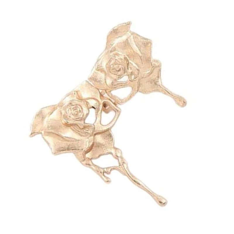 R1we Girl Girl Rose Bugle Metal Button