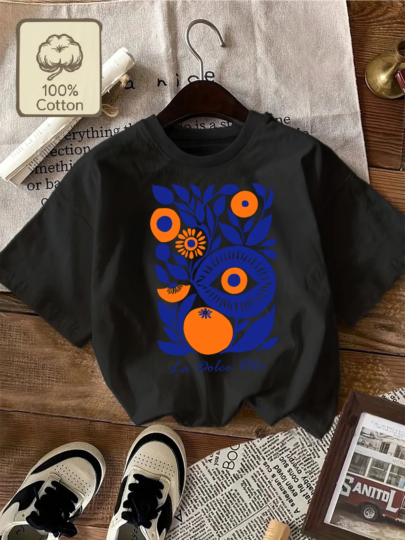 

Women's Soft Everyday T-Shirt - La Vita Italian Lifestyle Tee - Light Grey Base with Floral citrus pattern - Spring/Summer/