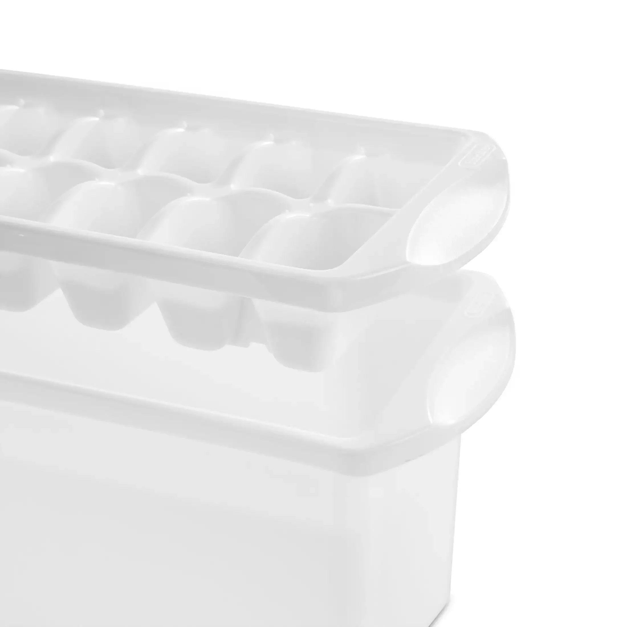 (6-pack) Ice cube trays, narrow design saves space and can also be used to organize food in the refrigerator