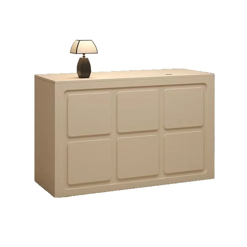 

Касса для магазина одежды Небольшой салон красоты Барная стойка Простой современный светлый роскошный кремовый стиль Приемная стойка