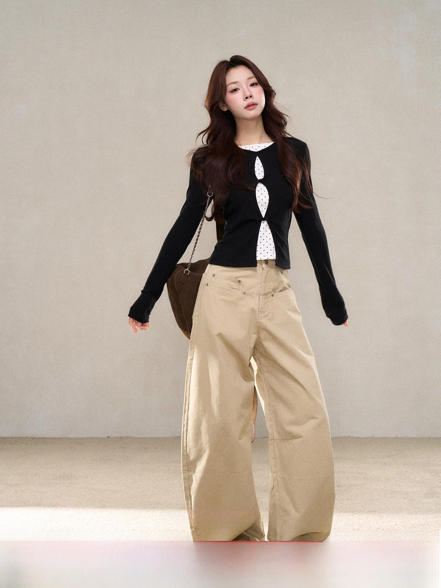 

Джинсы женские хаки с широкими штанинами и высокой талией, модные, стройнящие, универсальные, длинные брюки, осенняя новинка, цвет «Маленькая дикая ягода»