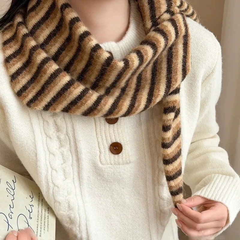 Women Striped Knitted Triangle Scarf, Warm Neck Wrap Small Shoulder Shawl, Versatile Accessory for Autumn Winter Daily Outfit