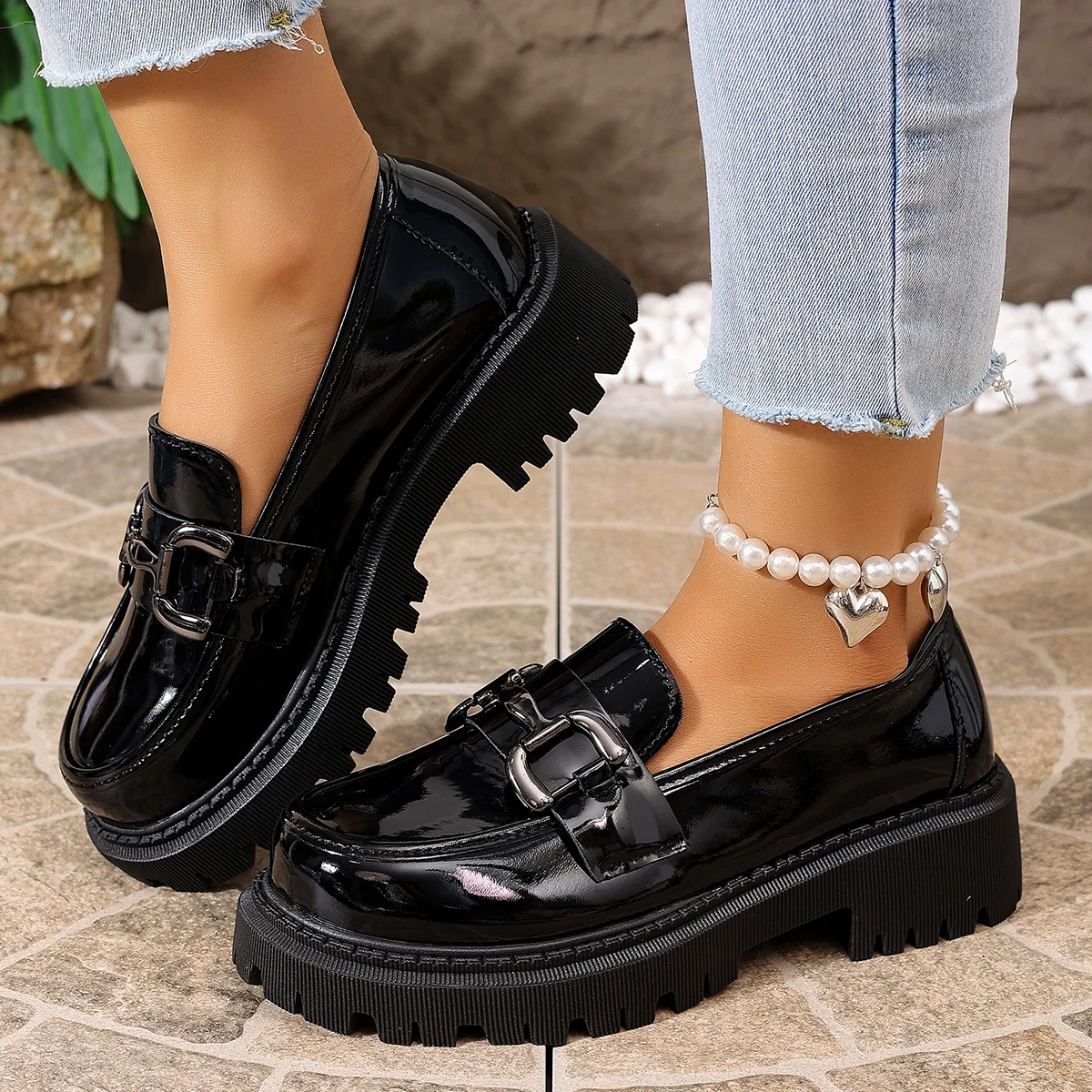 Women Patent Leather Platform Loafer Shoes Metal Buckle Decor Slip On Chunky Lug Sole Retro Preppy Casual Dress Shoes