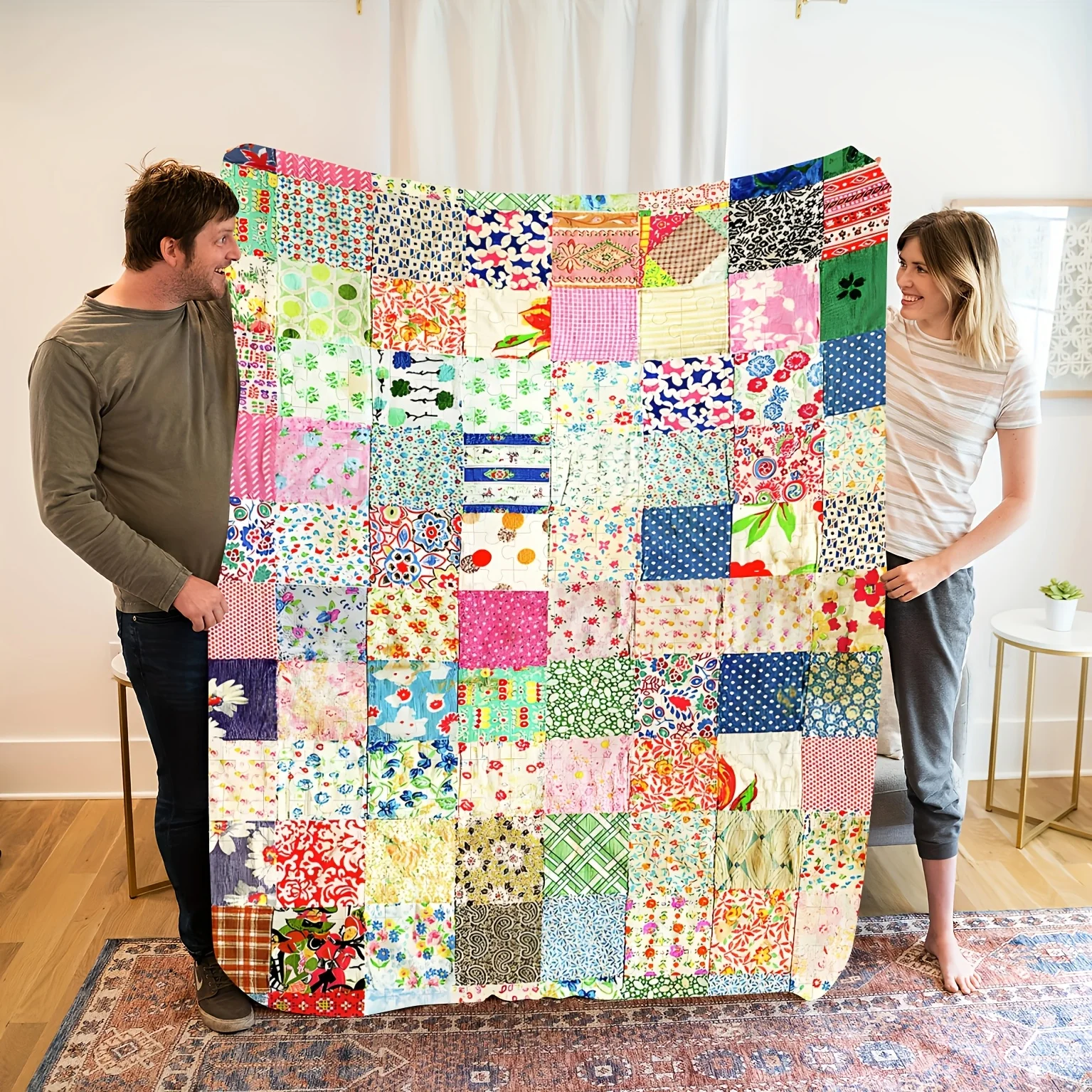 Vintage Floral Patchwork Flannel Blanket - Soft, Warm, and Cozy with a Vibrant, Colorful Printed Design, Suitable for All Season