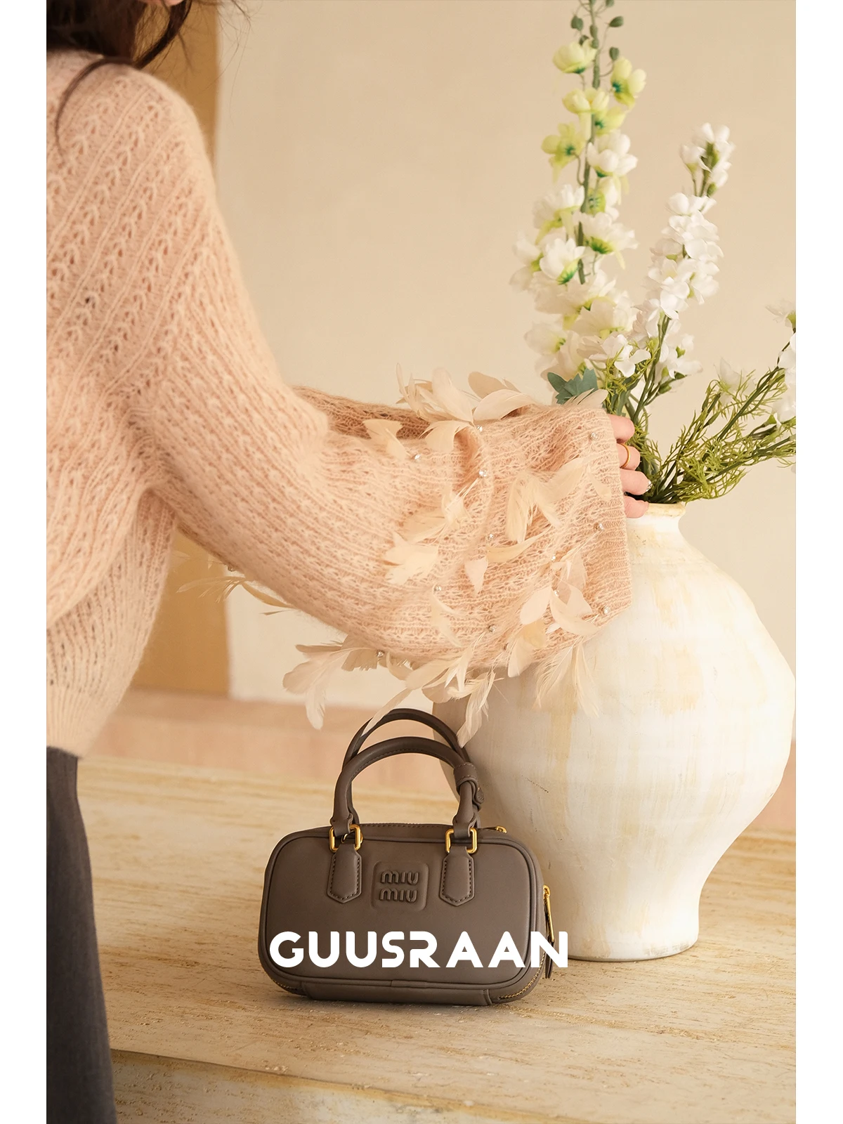 

Вязаный шерстяной топ ручной работы с перьями и ажурным дизайном для женщин, модный, на раннюю весну, для повседневной носки, с длинными рукавами, стандартный крой.