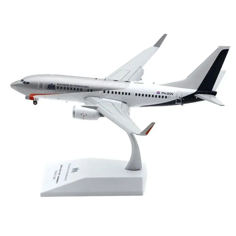 

Holland Aviation B737-700 Civil Aviation Airliner Alloy & Plastic Model 1:200 Scale Diecast Toy Gift Collection Simulation