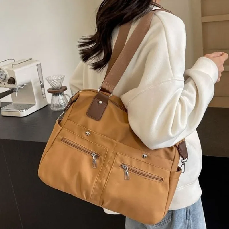 

New Style Female Sense of Advanced Go To Work Tote Bag Large Capacity Commuting One Shoulder Canvas Bag Fashion All-match