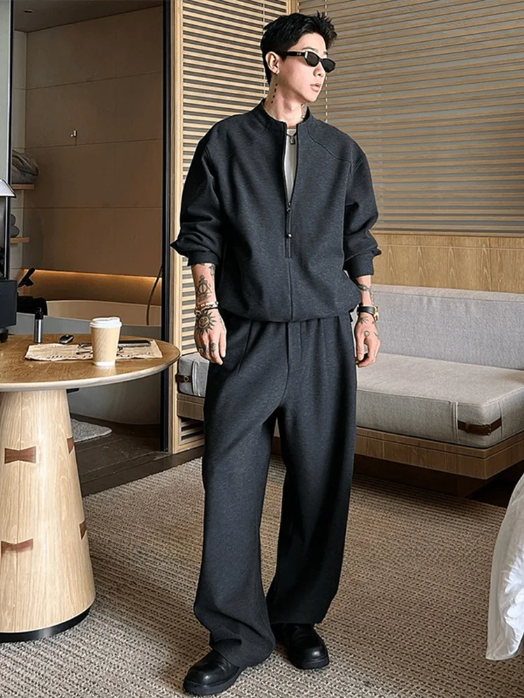 

Стильный мужской модный комплект из двух предметов: толстовка и спортивные брюки, повседневный, весенняя коллекция, уличный стиль