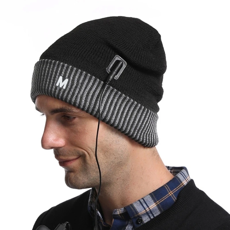 652B Polyester Electric Warming Cap USB Operated Adjustable Temperature For Commuting