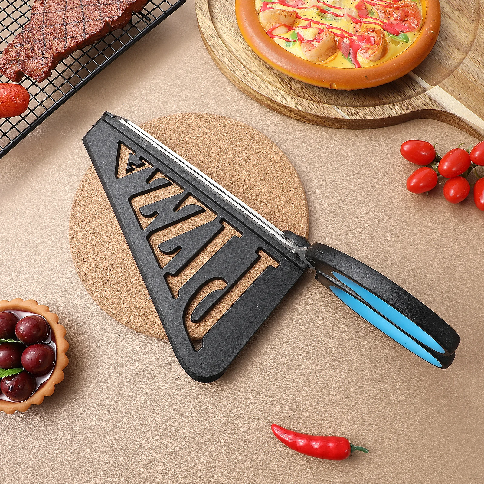 

1Pcs Multi-Functional Pizza Scissor Stainless Steel Plastic Kitchen Shears Detachable Pizza Shovel Cutter Home Kitchen Gadget