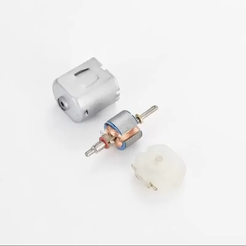 قطعتان من المحركات النحاسية ذات المغناطيس الصغير، مناسبة لتجارب تعليم العلوم والمراوح الصغيرة وفرشاة الأسنان والألعاب الصغيرة