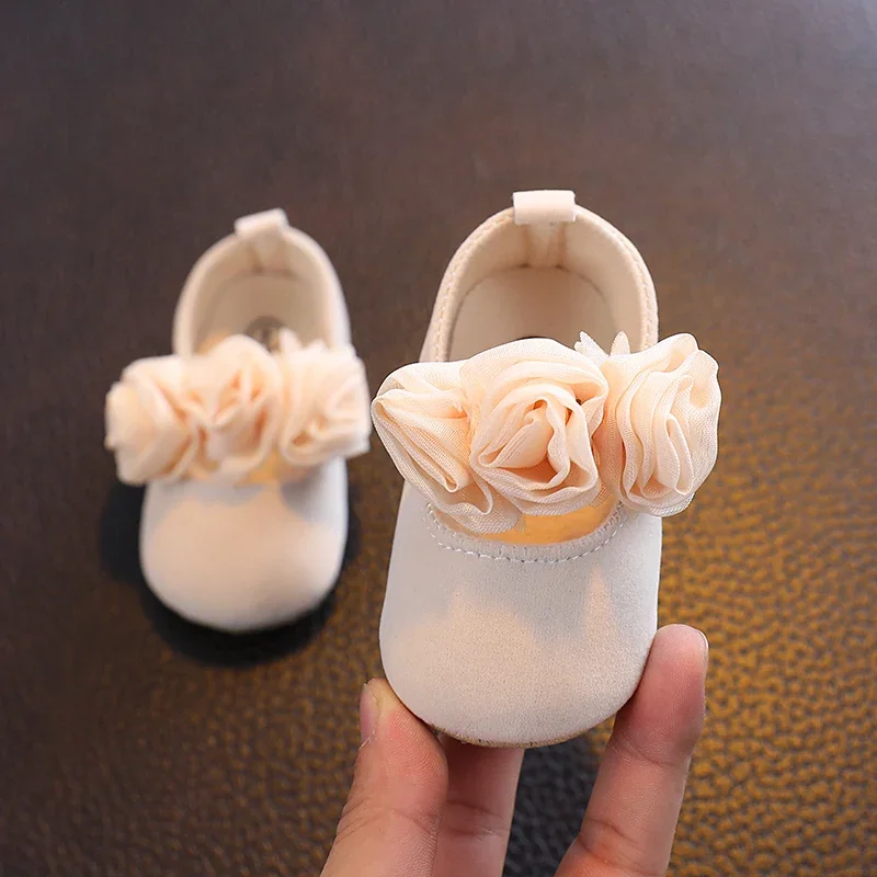 Baby Shoes Spring and Autumn Styles 0-1 Year Old Women's Treasure Princess Shoes Small Flower Dance Shoes Soft Soled Walking