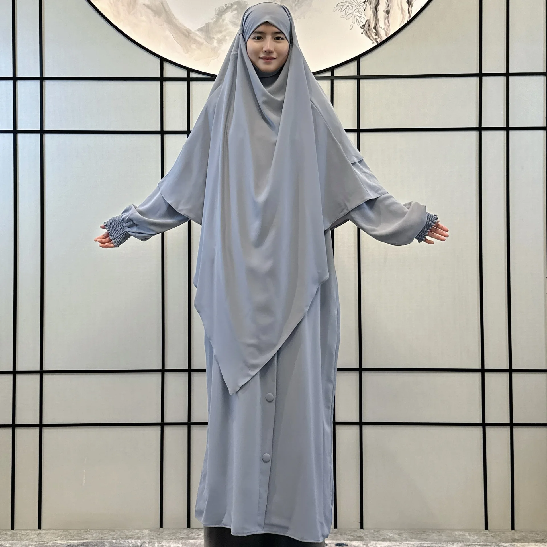 Abaya's new long sleeved dress is fashionable and simple with buckle, Arab robe, and long robe clothing factory