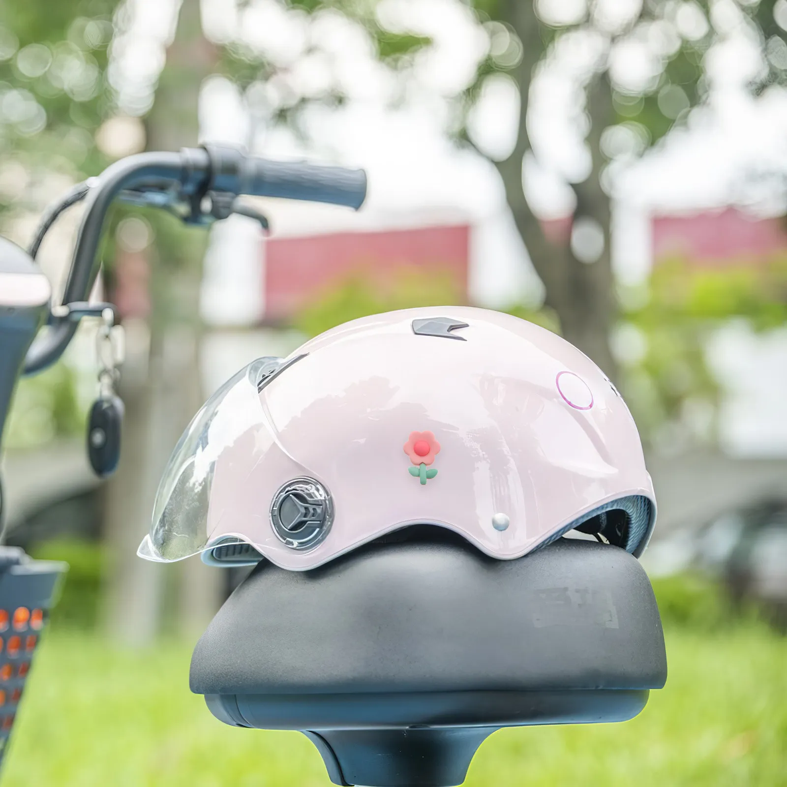 

6Pcs Electric Vehicle Tail Stickers Motorcycle Hat Ears Ski Hat Accessories Flower Car Stickers Car Dashboard Decoration Cute