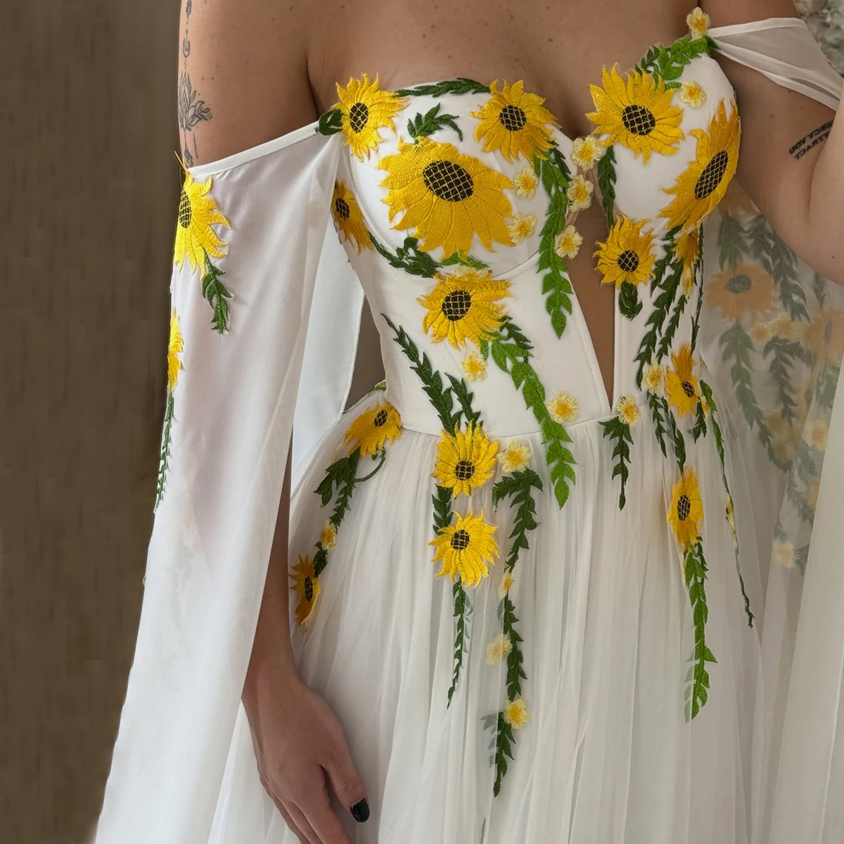 Suknia ślubna z odpinanymi dłu – Embroidery Yellow Dress recenzja i cena