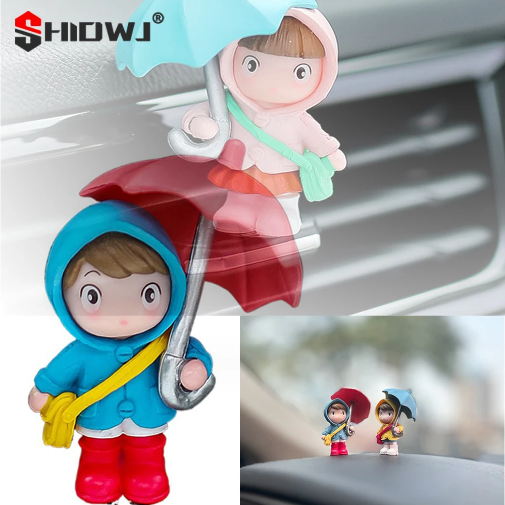 Random 1Pcs Cute Umbrella Couple Car Interior Decoration Action Figures Auto Rearview Mirror Dashboard Ornaments Car Accessories