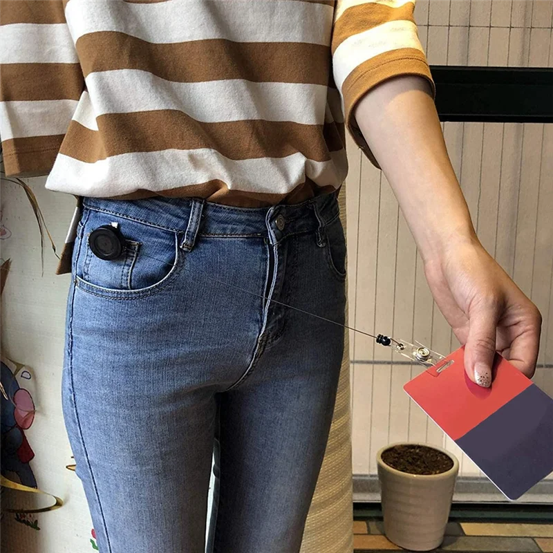 2แพ็ค-ม้วนเก็บได้ป้ายชื่อพร้อมคลิปจระเข้หมุนได้ (สีดำ)