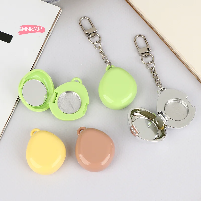 Bunter Schlüsselanhänger, leer, Make-up, kompakt, DIY-Nachfülletui mit Aluminiumablage, tragbare Kosmetikaufbewahrung, kleiner Rougebehälter