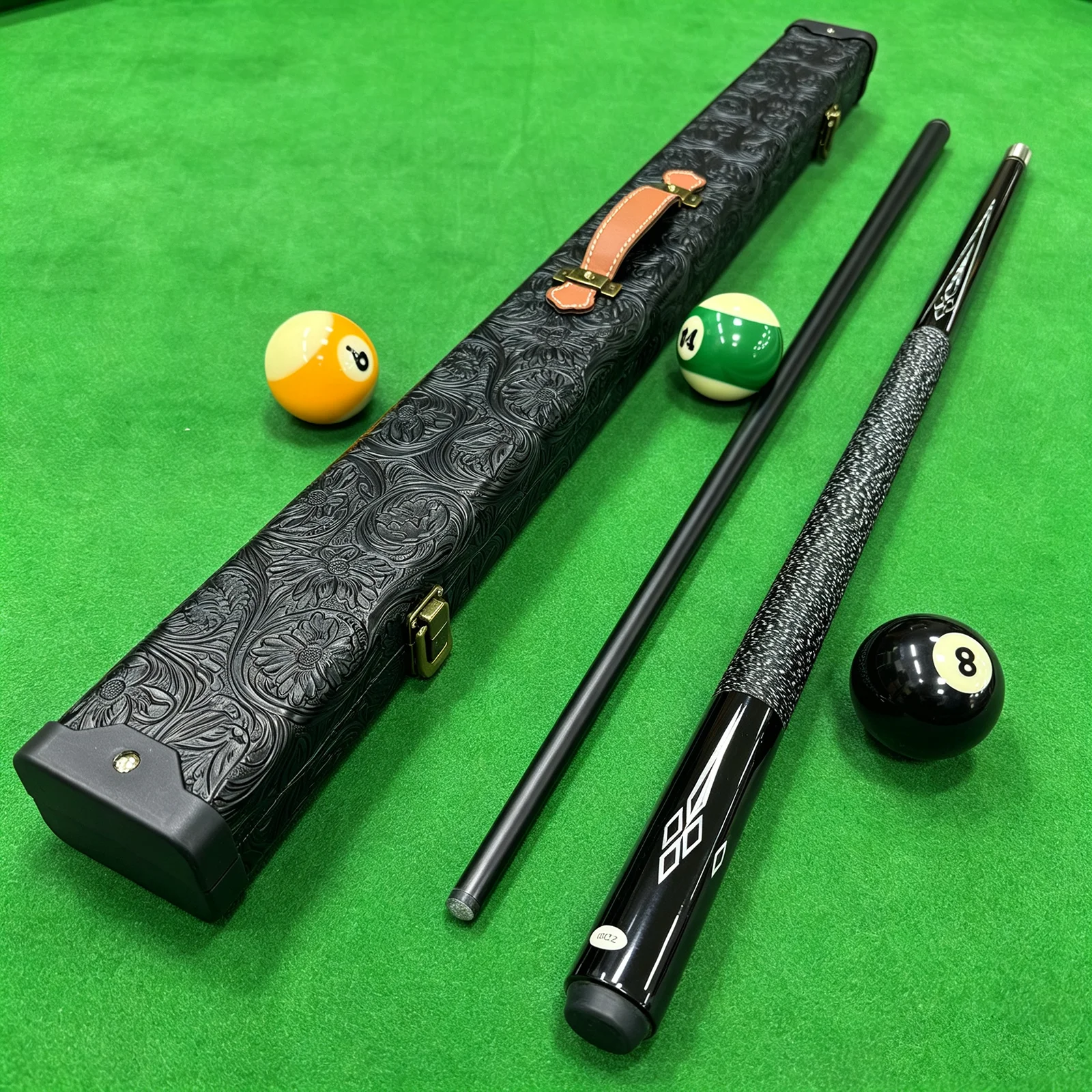 High-Quality Billiard Cue Set with 12.5mm Tip, 1/2 Split Pool Cue with Storage Cue Case, Perfect Holiday Gift Choice