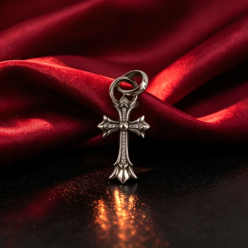 Antique Silver Gothic Cross Pendant with Delicate Carved Details, Punk Rock Unisex Charm Jewelry, Trendy Street Accessory for Men Women, Suitable for Party and Daily Outfit, Ideal Gift for Gothic Culture Lovers