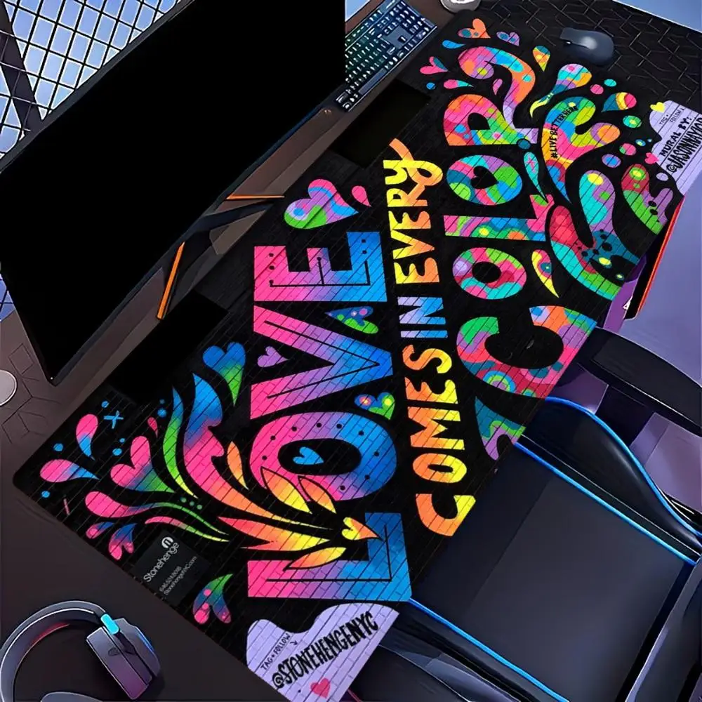 Colorful Neon Street Graffiti XXL Deskmat Large Gaming Mouse Pad Non-Slip Rubber Keyboard Mats Urban Spray Paint Heart Mausepad