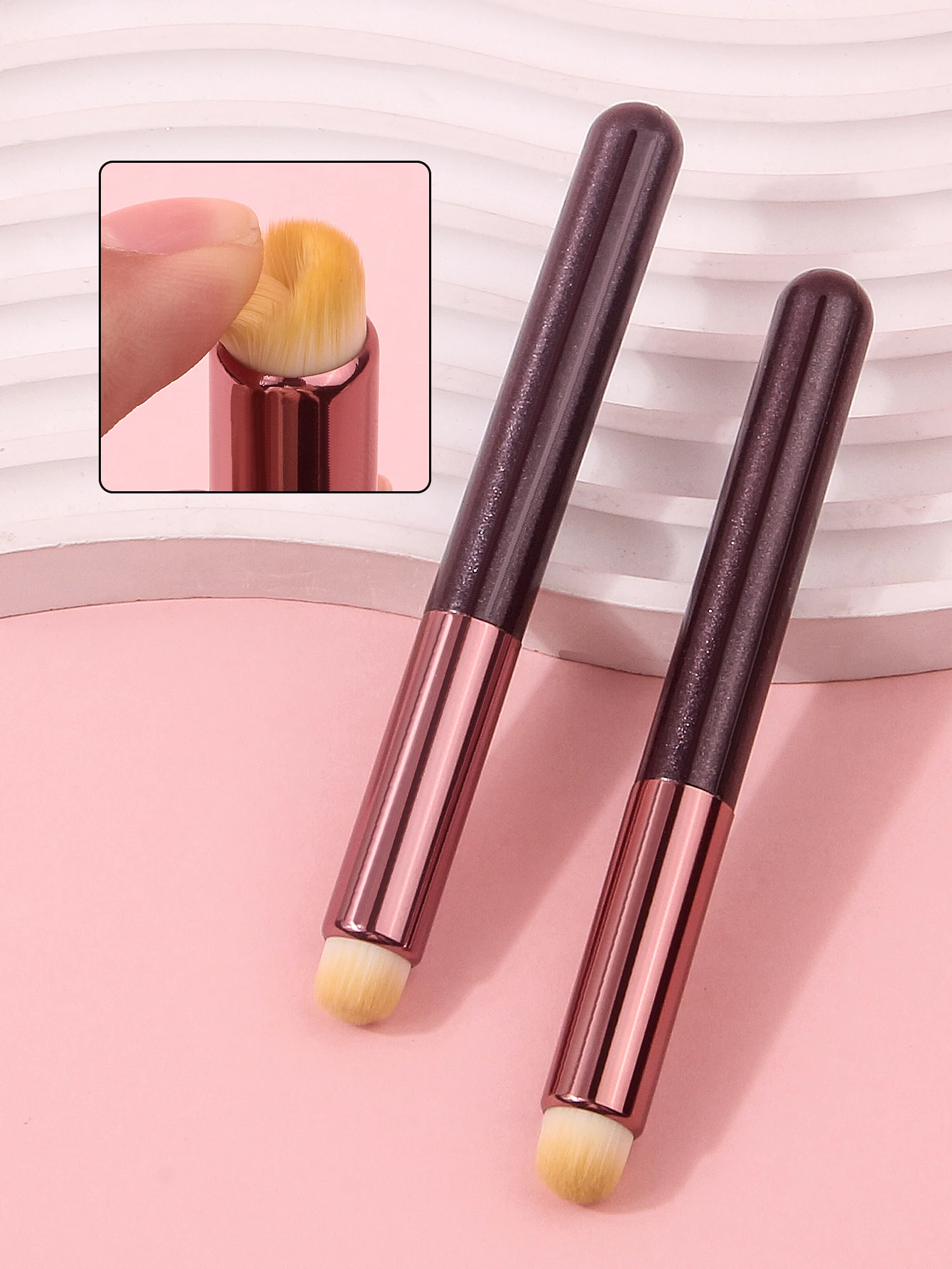 2PCS Portable Round Blush & Lip Brushes, Quick Concealer/Multi-Use Tools, Soft Travel Makeup Kit for Beginners