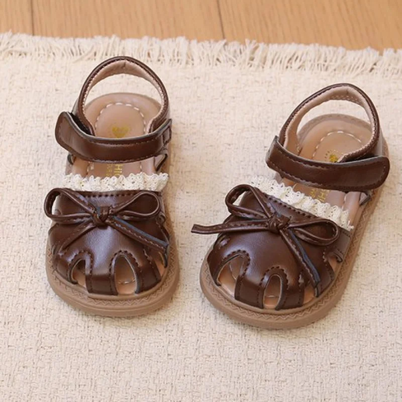 

Летние сандалии с перфорацией для девочек в корейском стиле, модные детские сандалии, нескользящие, устойчивые к царапинам, туфли принцессы.
