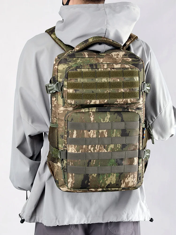 جديد في الهواء الطلق حقيبة التمويه حقيبة حقيبة ترحال 2026 متعددة الوظائف حقيبة ظهر بسعة كبيرة الترفيه والحد الأدنى حقيبة السفر