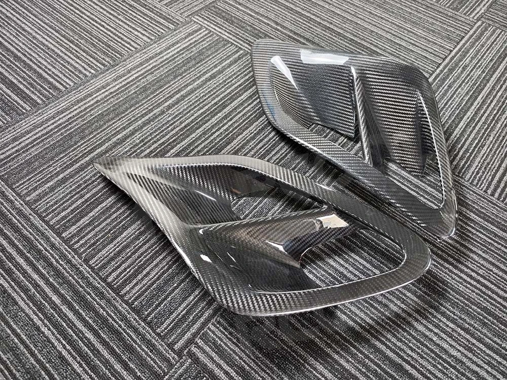 Real Dry Carbon Fiber for Porsche 911 997 Turbo 2004-2012 Rear Side Air Vent Cover Side Fender Air Vent Outlet Frame Trim FRP view 4