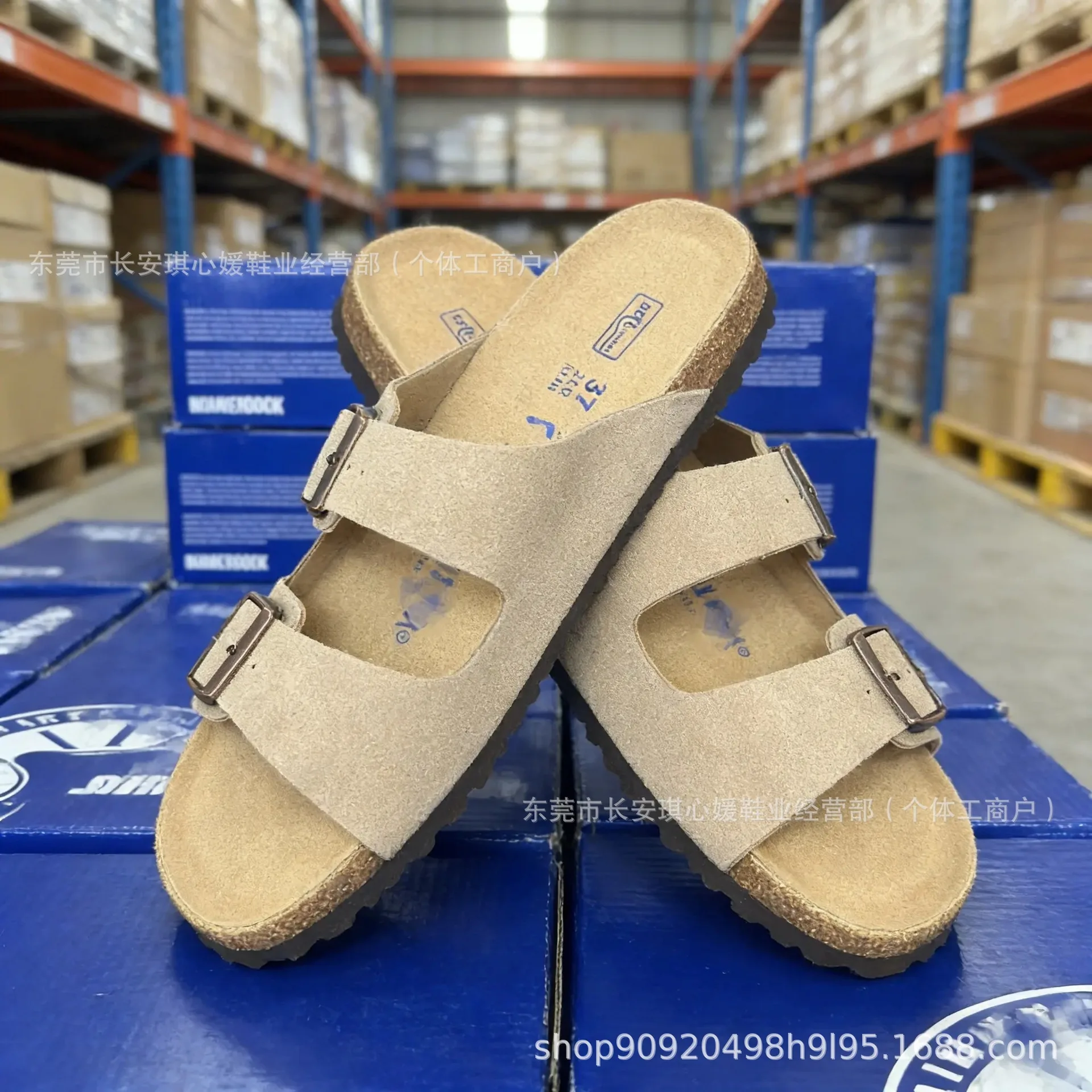 

2026 Women's Sandals & Men's Casual Shoes: Comfortable with cork footbed, cool and suitable for indoor and outdoor use in summer