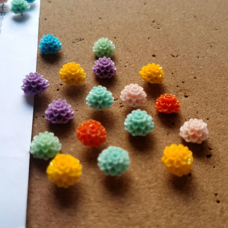 20/50 قطعة من دبابيس ضغط الكوبية من الراتنج - مسامير إبهام مزخرفة بالزهور للحرف اليدوية ولوحة الإعلانات (ديكور المكتب الإبداعي)