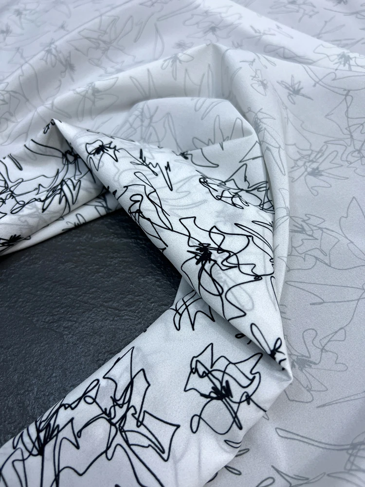 White Black Natural Mulberry Silk Stretch Double Georgette Fabric for Shirts and Dresses