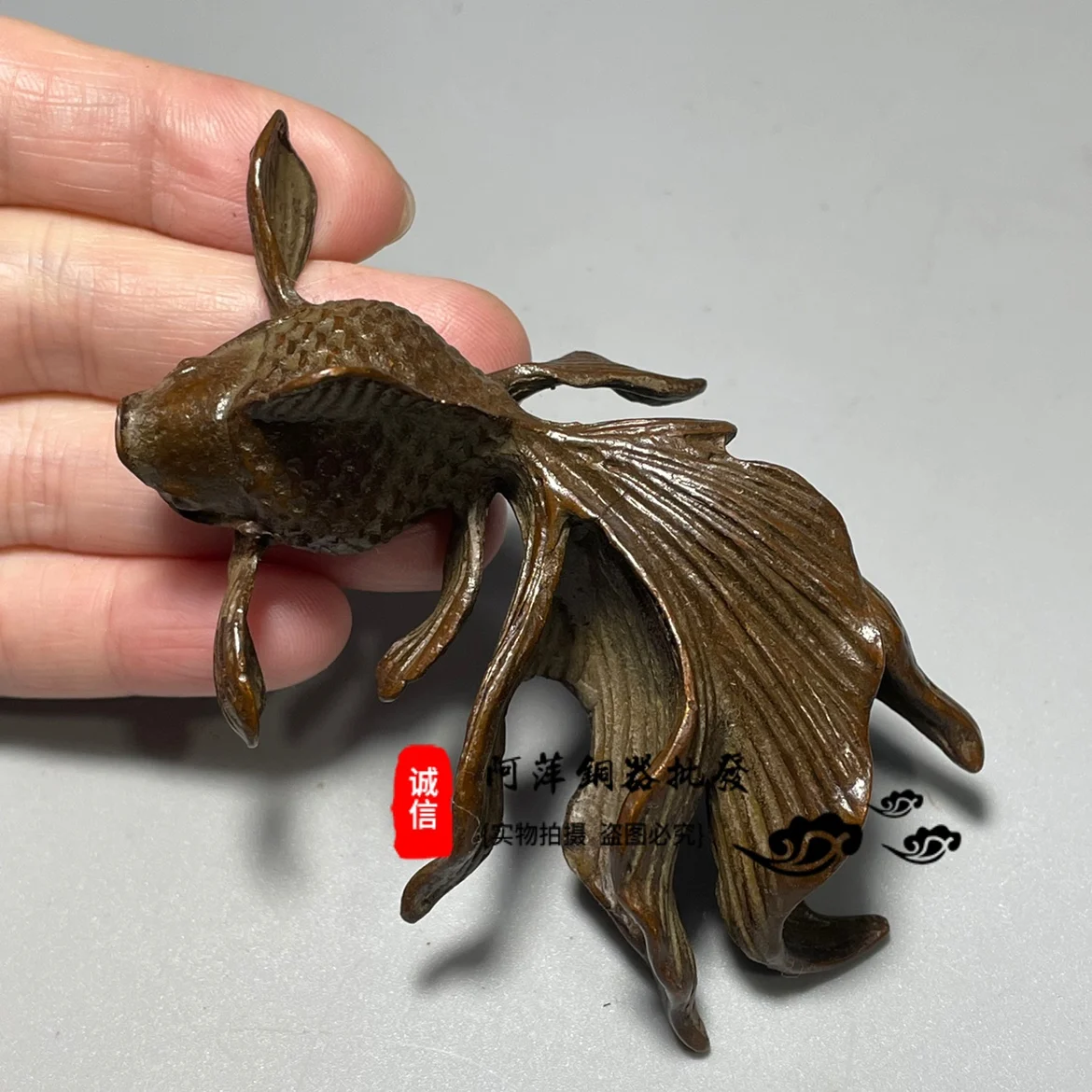 

Bronze ware, goldfish, attracting wealth home decor, annual fish, lively and cute tea pets art decorative ornaments