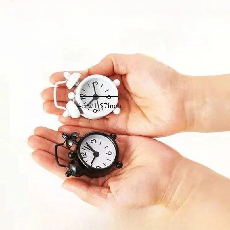 40mm Mini Metal Alarm Clock Portable Home Outdoor Lovely Cartoon Watch Retro Gift for Children Friends Metal Alarm Clock