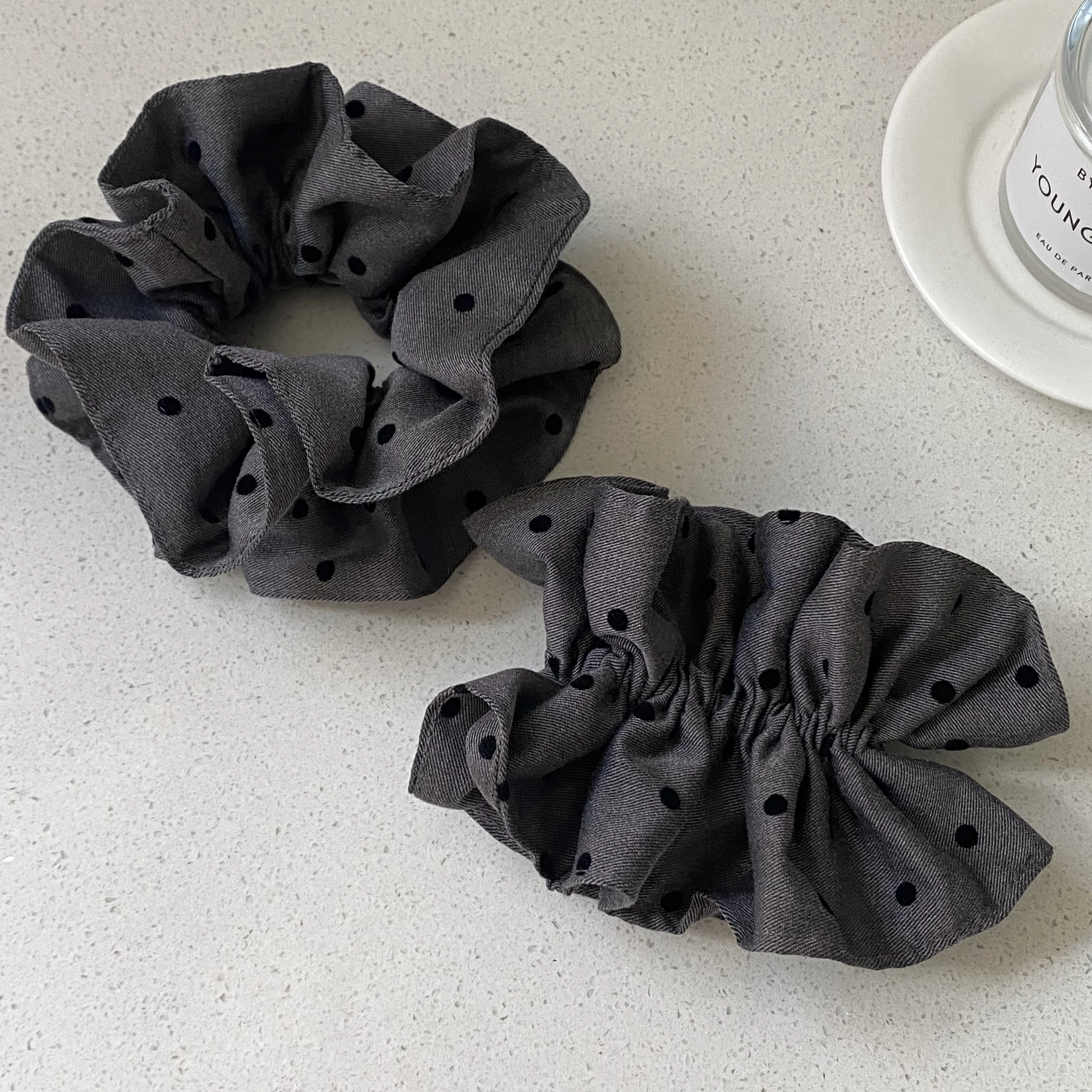 

1 шт., набор резинок для волос в сером горошек, шикарные и элегантные резинки для волос, модные аксессуары для волос для женщин