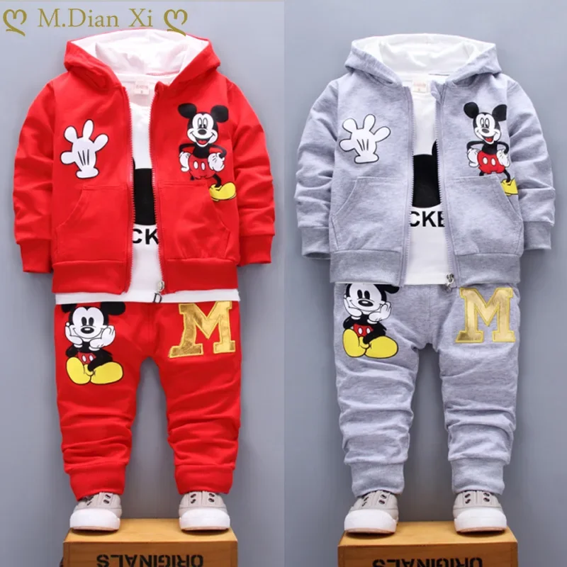 

Spring and Autumn New Products Boys Clothes Set Cute Mickey Cotton Hooded Coat + T-shirt + Pants 3PCS Set Casual Kids Sportswear