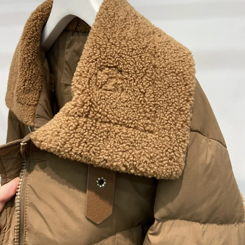 Inverno nova jaqueta feminina para viagem lã de cordeiro emendada jaqueta de pato branco