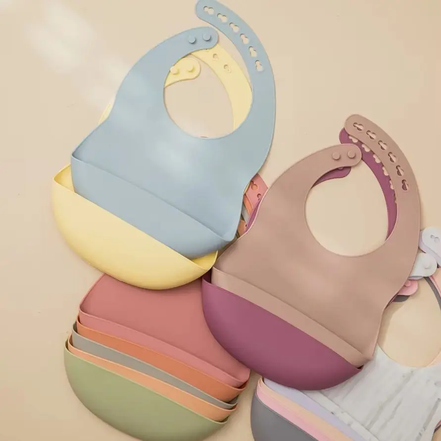 1pc Adjustable Baby Silicone Bib Multi-colors Food Grade Catching Scarf Easy to Clean for 0-24M Newborn Infants Toddlers Gift