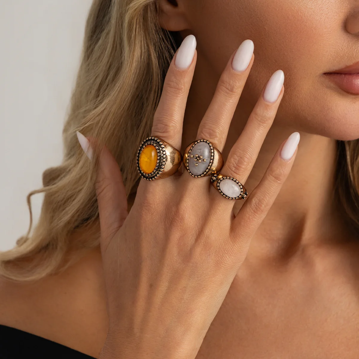 Ring Vintage Oval Alloy Colorful Gemstone Micro Pave Distressed Exaggerated Palace for Women Daily Party Premium Jewelry