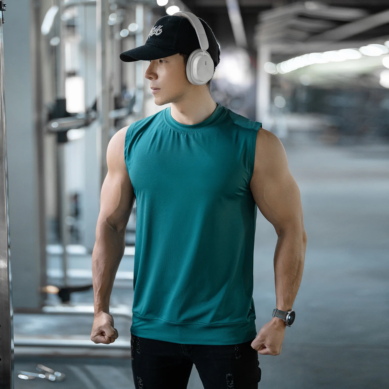 

Summer New Trend Men's Pullover Round Neck Mesh fitness tank top Sports Top Sleeveless Vest men Quick-drying undershirt Running