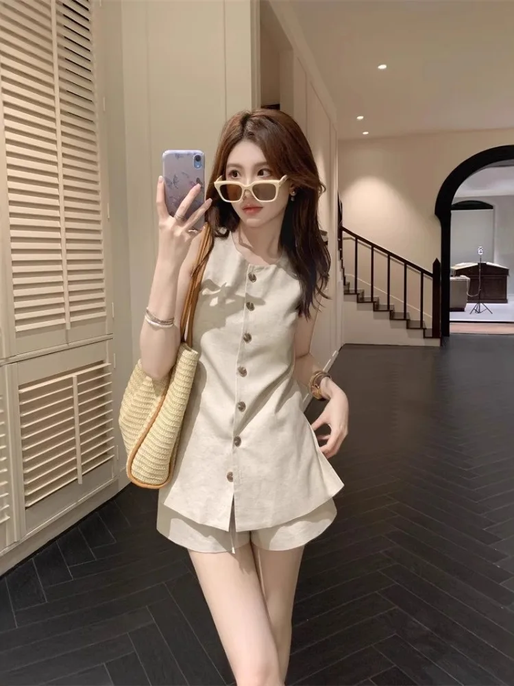 

Korobov Autumn Korean Slim O Neck Sleeveless Single Breasted Solid Patchwork High Waist Short Sets