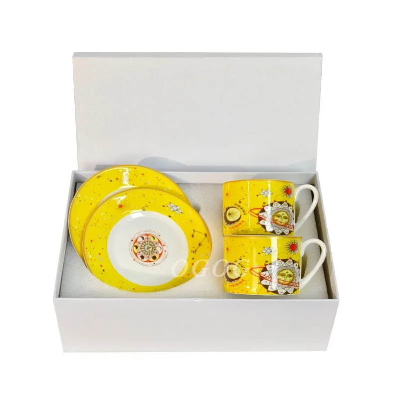 Ceramiczne filiżanki, spodki, miseczki, łyżki, talerze, czajniki, zastawa stołowa z porcelany kostnej, idealne do domowego obiadu, popołudniowej herbaty, przekąsek dla gości i do biura.