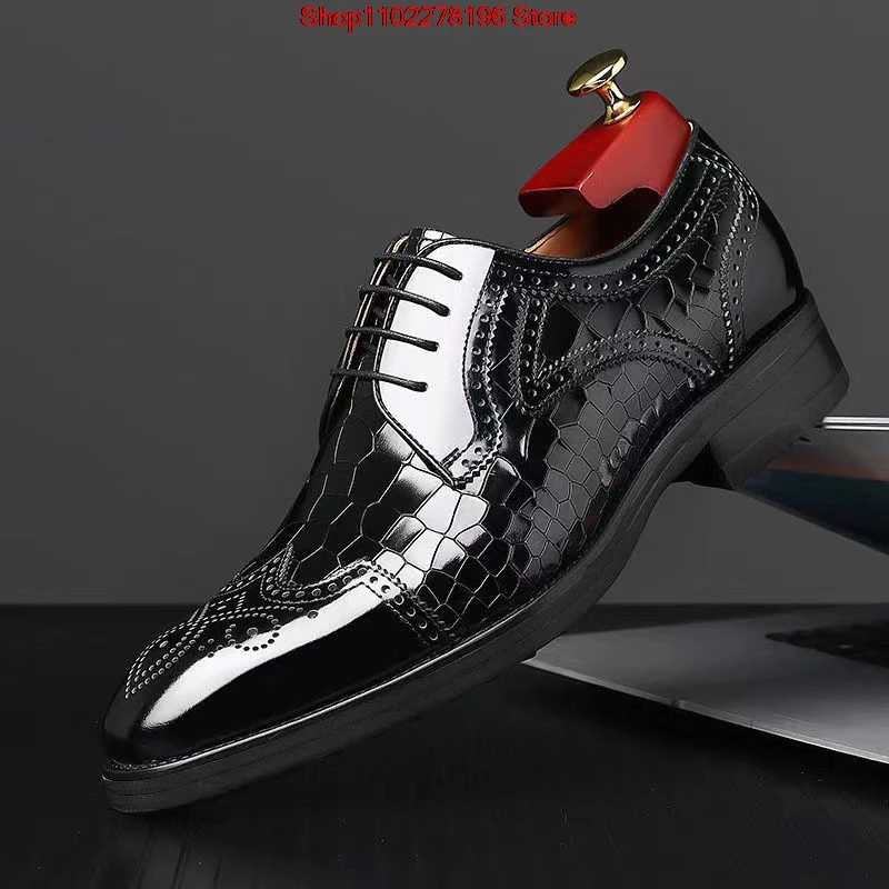 Crocodile Pattern Leather Shoes Business Oxford Footwear Men's Brogue Dress Shoes Leather Formal Shoes for Men Bullock Shoe
