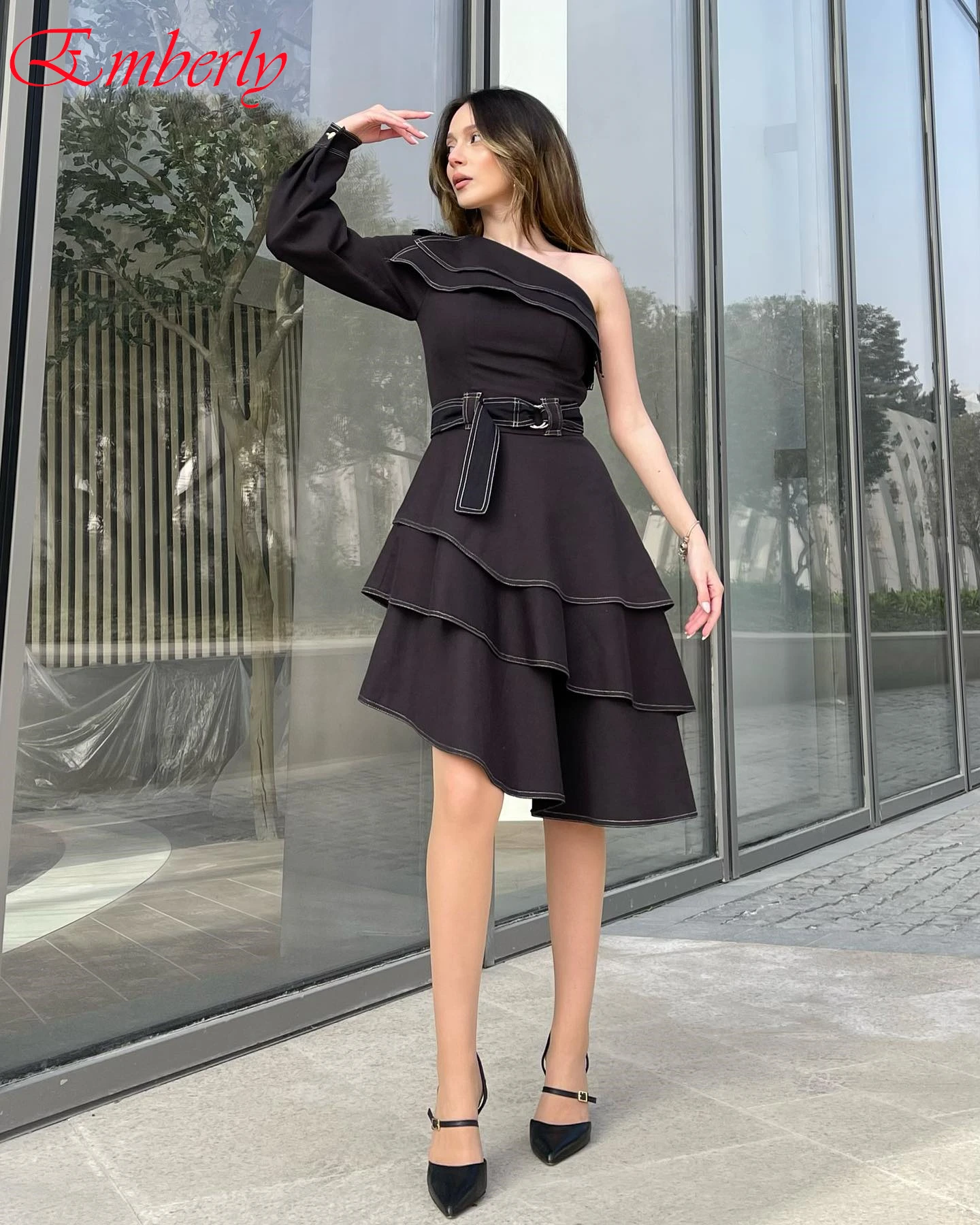

Customized A-Line One Shoulder Elegant Formal Evening Dress Fashion Modern Party Gowns Temperament High Quality Prom Dress