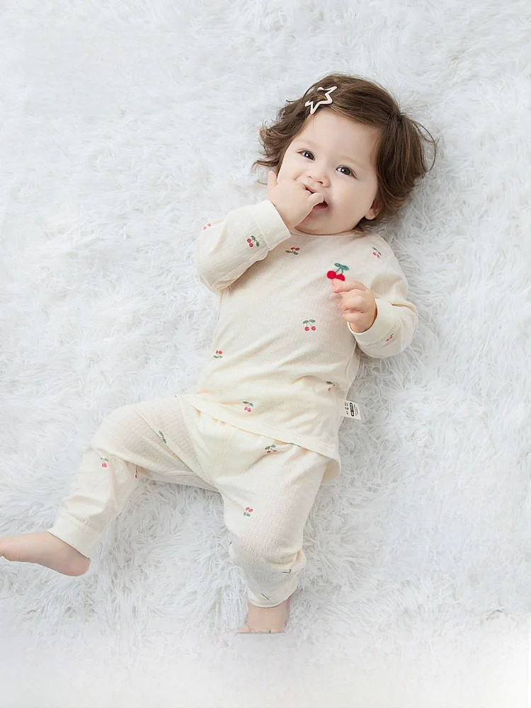 純綿子供用ホームウェアセット長袖薄手夏用パジャマ赤ちゃん男の子と女の子用セパレートデザイン快適