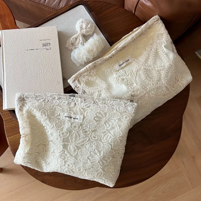 

Elegant Cosmetic Organizer Boho Cosmetic Bags French Style Pouch Beige Lace Embroidery Minimalist Floral Makeup Bag for Women