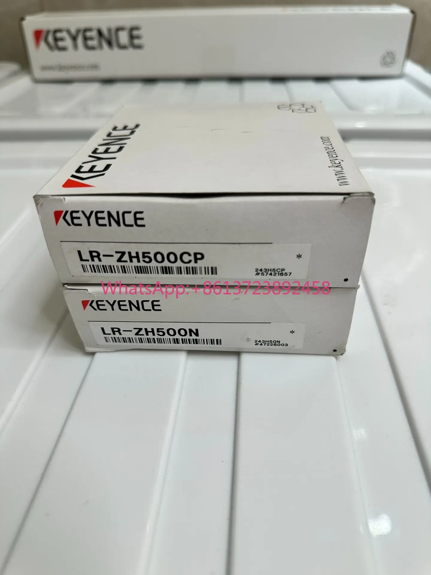 

KEYENCE LR-ZH500CP 1 new original imported transmission
